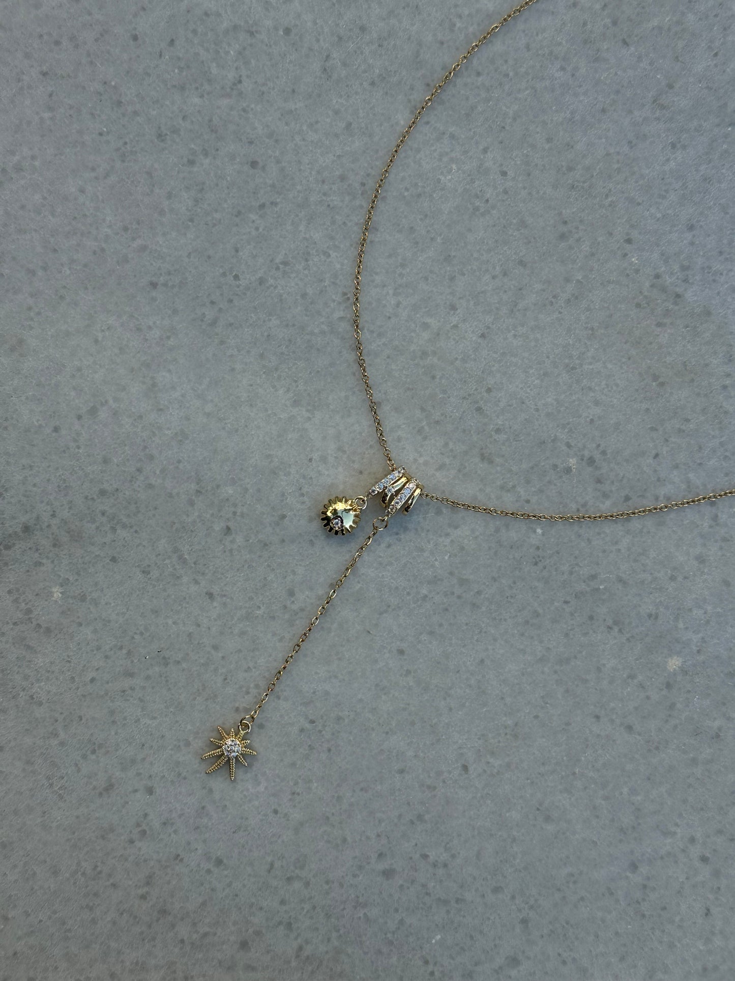 Lumen Star Charm Kolye